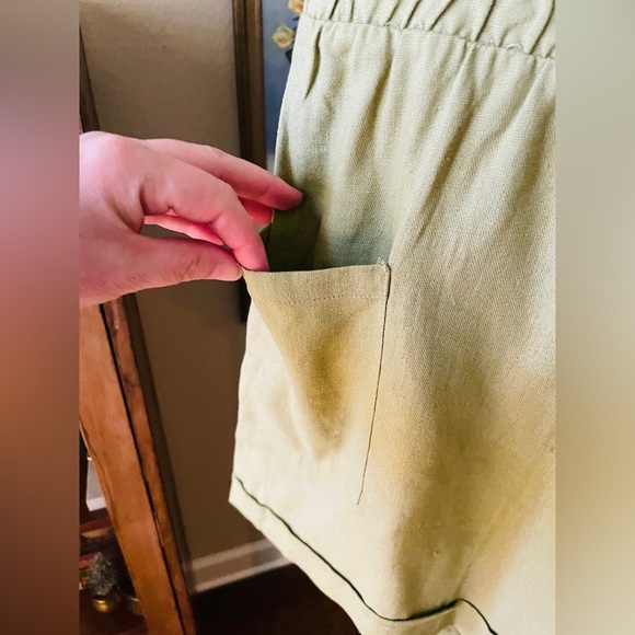 NWT Forever 21 Plus linen blend paper bag shorts 3” inseam SZ 0X olive green - Picture 6 of 10